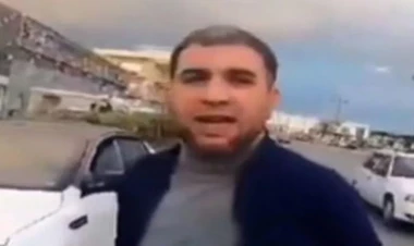 Bakıda moped sürücüsünü bıçaqla hədələdilər: “Soxaram, ciyərini çıxardaram sənin!” - FOTO