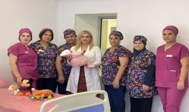 Salyanda küçədə tapılan körpənin vəziyyəti açıqlandı - FOTO