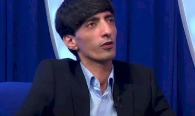 “Belə cəmiyyətdə meyxanaçı 255 minlik maşın sürməli, alim də eşşək arabasında gəzməlidir”