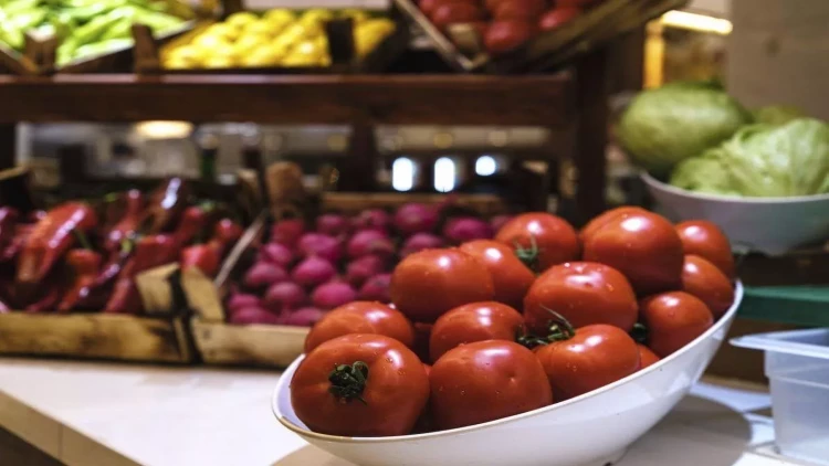 Kimlərdə kartof və pomidor xərçəng yarada bilər?