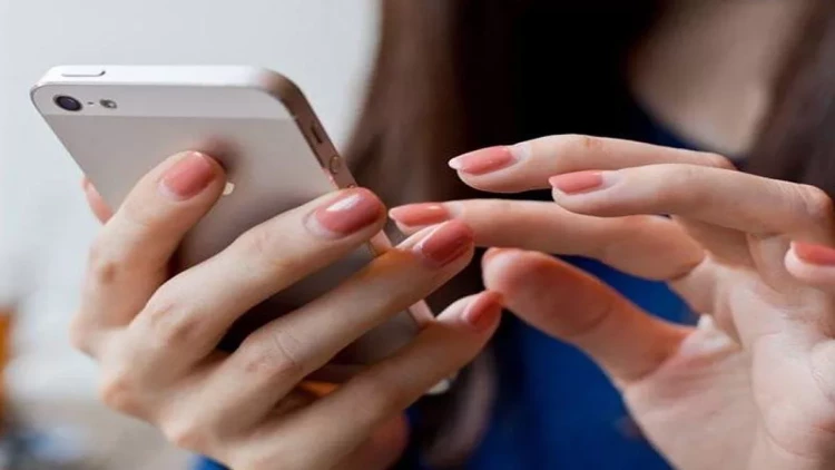 Xaricdən telefon gətirənlərin nəzərinə! - 100 manat...