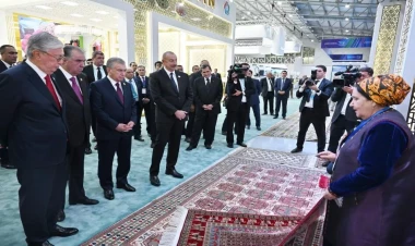 Dövlət başçıları “EKSPO Mərkəzi Asiya 2023” sərgisi ilə tanış olublar - FOTO