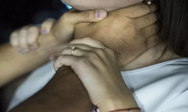 Bakıda kişi özündən 14 yaş kiçik arvadını boğub öldürdü