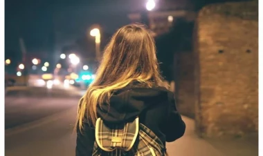 İtkin düşən 13 yaşlı qız tapıldı