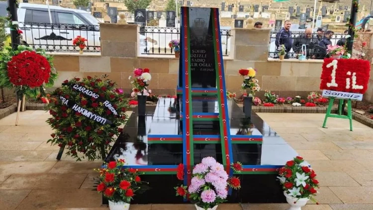 Əzizli Sadiq Zaur oğlunun şəhadətindən 1 il ötdü