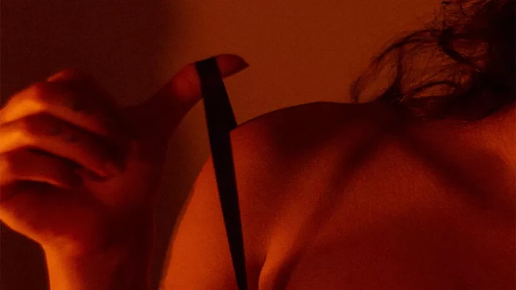 Qadın alt paltarının bilinməyən zərərləri