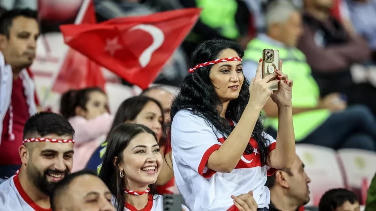 Türkiyə-Ermənistan matçından geriyə qalanlar - FOTOlarda