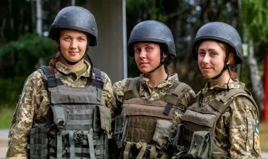 Ukraynada qadınlar da döyüşə çağırılacaq?