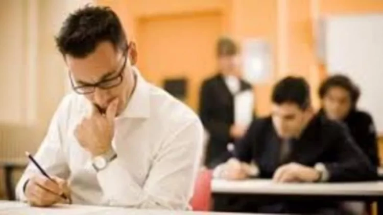 Dövlət qulluğuna qəbul imtahanının nəticələrinə dəyişiklik edildi