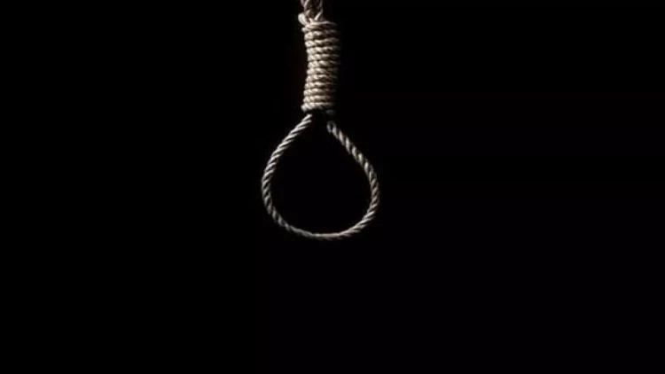 Paytaxtda 26 yaşlı qız intihar edib