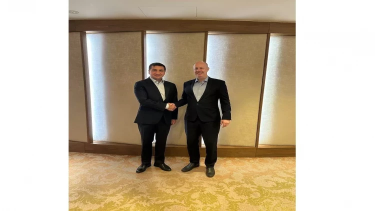 Hikmət Hacıyev İsrailin Milli Təhlükəsizlik Şurasının rəhbəri ilə görüşüb