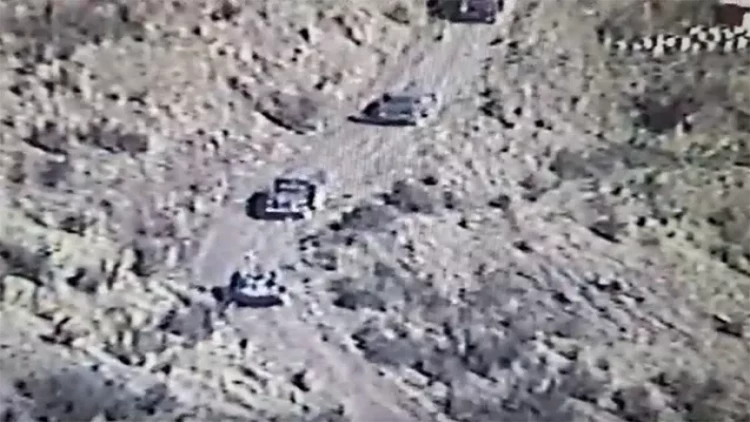 Separatçılar döyüş mövqelərinə silah-sursat daşıyır - VİDEO