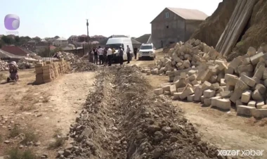 Mehdiabad qəsəbəsində yaşayış evlərinə gedən yolu satıblar.. - İDDİA - VİDEO