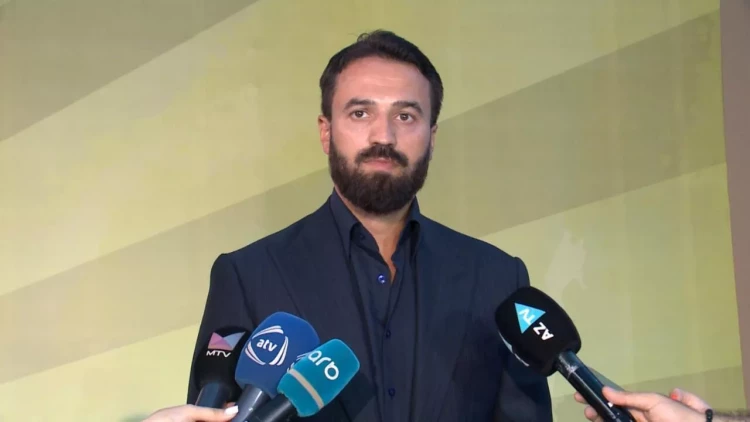 Zamiq Hüseynov şəhid övladları üçün oxudu - VİDEO - FOTO