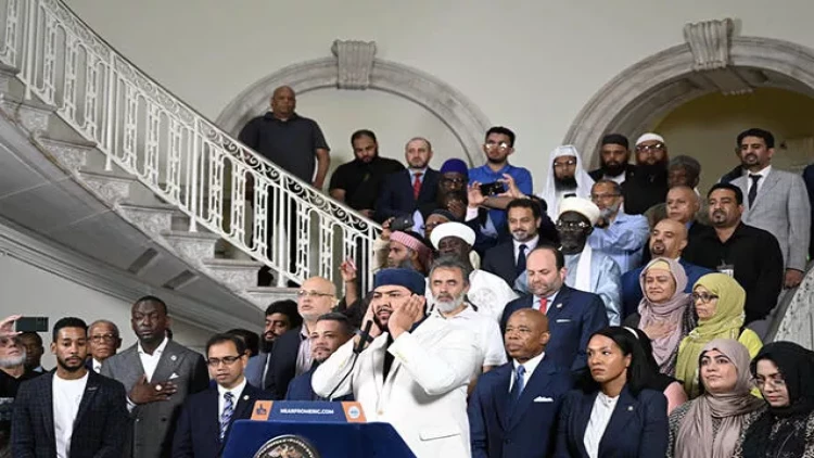 Nyu-Yorkda azan qadağası götürüldü