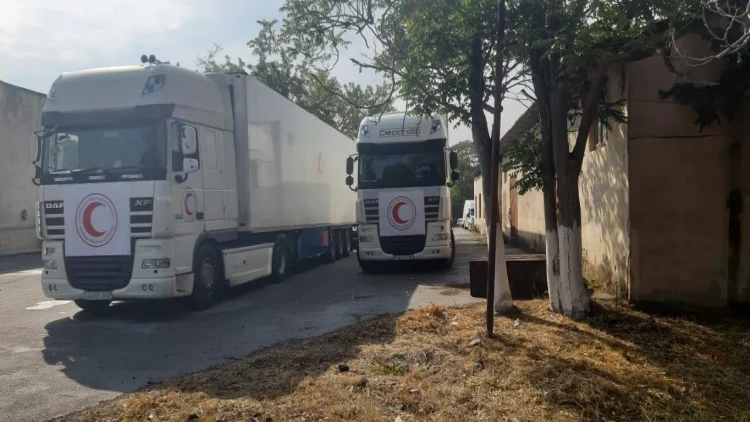 Bakıdan Xankəndiyə yola salınan 40 ton humanitar yardım Ağdamda - VİDEO - FOTO