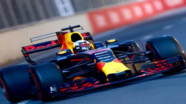 “Formula 1”: Ferstappendən ardıcıl 9-cu qələbə