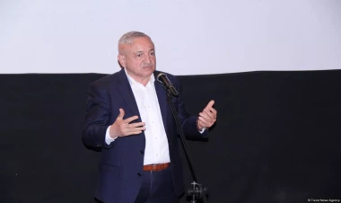 Görkəmli kinorejissor Vaqif Mustafayevin 70 illiyi münasibətilə təntənəli yubiley mərasimi keçiriləcək