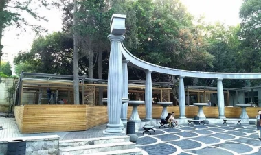 BŞİH Bakının mərkəzindəki qanunsuz tikintinin qarşısını aldı - FOTO