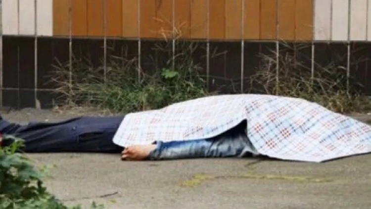 Sumqayıtda ŞOK HADİSƏ: Bir evdən iki meyit tapıldı