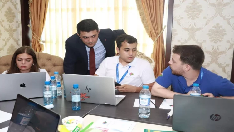 IV Yay Düşərgəsinin iştirakçıları beynəlxalq təşkilatlara müraciət ünvanladı - FOTO