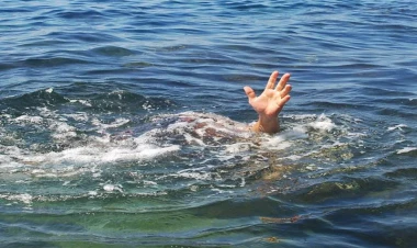 Bir nəfər dənizdə batdı