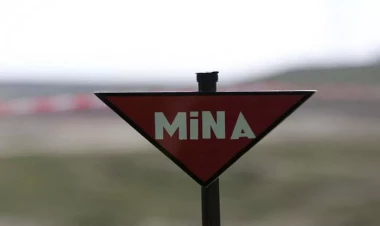 Azərbaycan Ukraynaya minatəmizləmə texnikası göndərdi