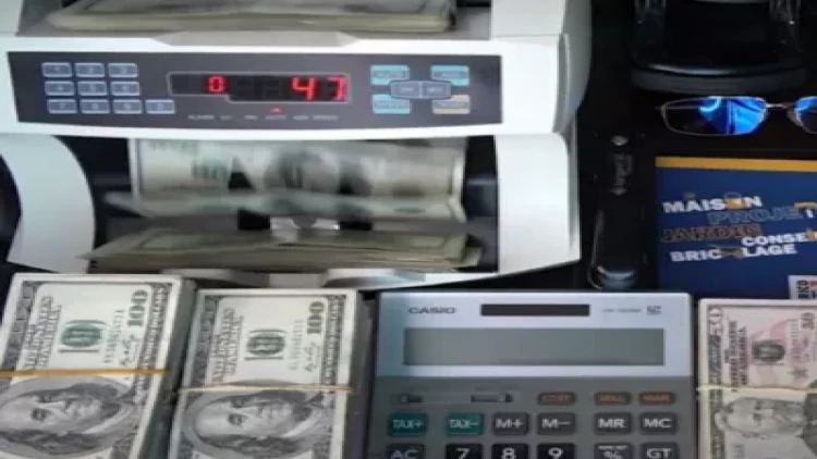 Bank kartlarınızla xaricdə bu qədər məbləği nağdlaşdıra biləcəksiniz... - Ətraflı VİDEOda