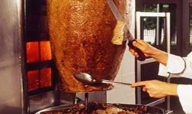 Bu məkanda 65 manata dönər satılır - ŞOK QİYMƏT