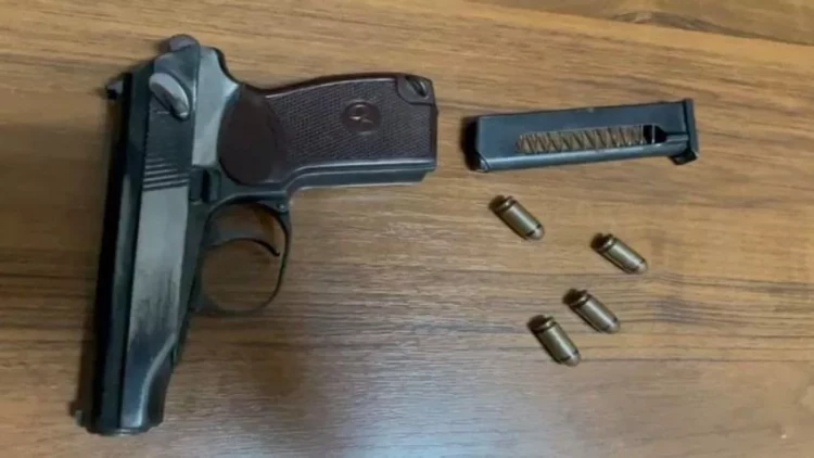 Bakıda 3 minə “Makarov” satmaq istəyən keçmiş məhkum saxlanıldı - FOTO