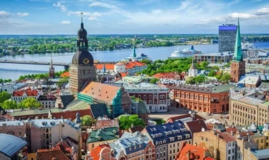 Bu ölkə minlərlə Rusiya vətəndaşını ölkədən qovur