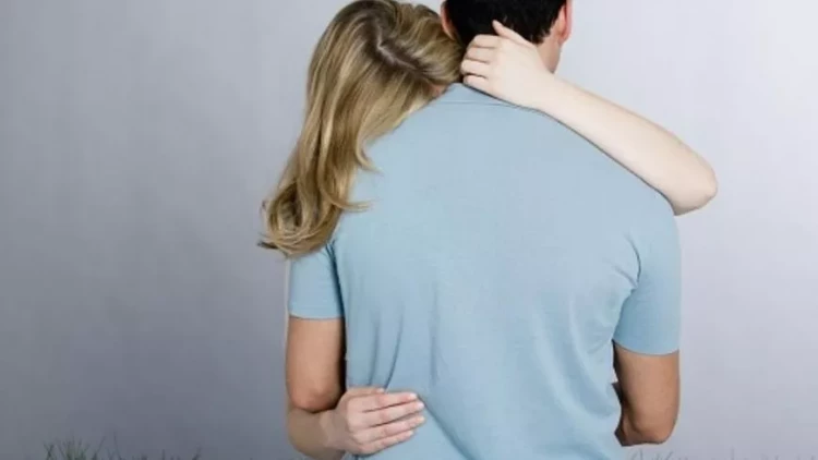 Evli qadın sevgilisi ilə videosunu çəkdi, qayınanası isə... - Azərbaycanda ŞOK