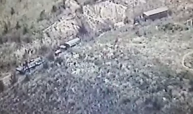 Rusiya sülhməramlılarının müşayiəti altında ermənilərin qanunsuz daşımaları davam edir - VİDEO