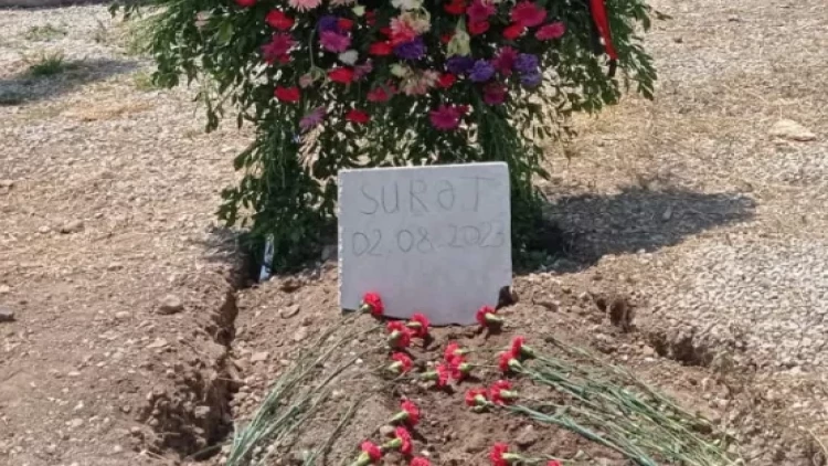 Surət Hüseynovun məzarı - FOTO