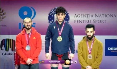 Ağır atletimiz Avropa birinciliyində qızıl medal qazandı