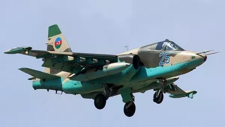 Azərbaycanın yeni Su-25 ML hücum təyyarələri 