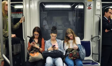 Metroda smartfondan necə istifadə etmək lazımdır? - CAVAB