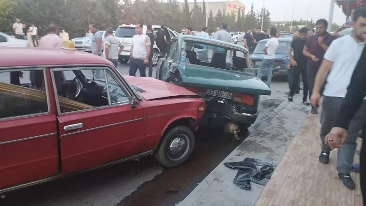 Kürdəmirdə 5 maşın TOQQUŞDU: Xəsarət alanlar var - FOTO