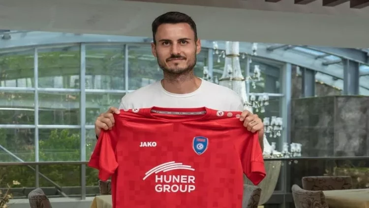 İspaniyalı futbolçu Azərbaycan klubunda