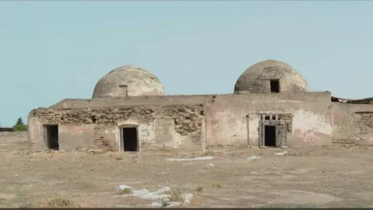 Bakı milyonçusunun adını daşıyan hamam mal-qara üçün otlaq sahəsinə çevrilib - VİDEO