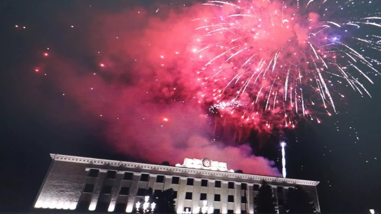 Xankəndidə atəşfəşanlıq keçirilib - VİDEO - FOTO