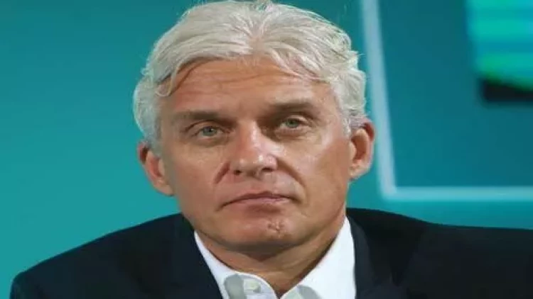 Britaniya bu rus iş adamını sanksiyalar siyahısından çıxardı