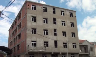 4 ildir pulunu verib aldıqları mənzillərə köçə bilmirlər... - VİDEO