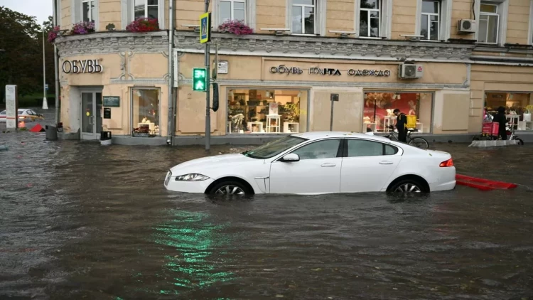 Moskvanı su basdı - ANBAAN VİDEO
