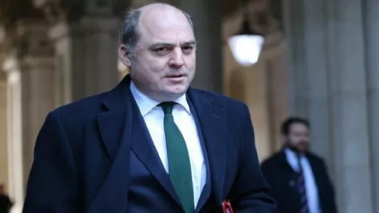Böyük Britaniyanın müdafiə naziri istefa verməyə hazırlaşır - KİV
