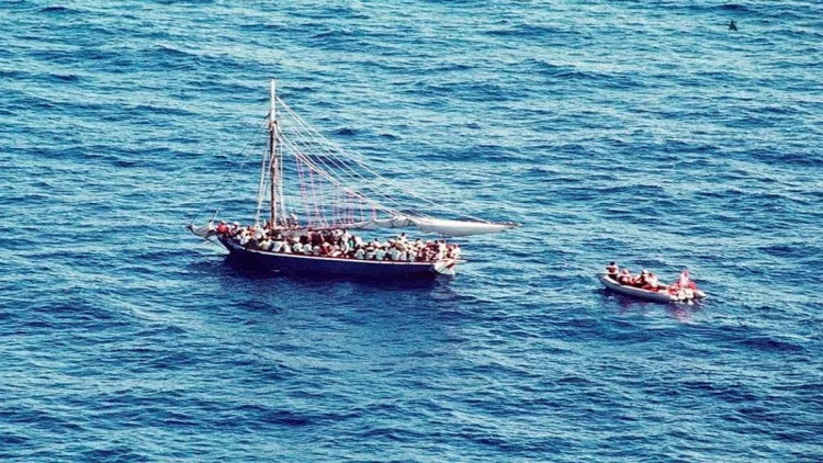 280-dən çox uşaq öldü - Dənizdə