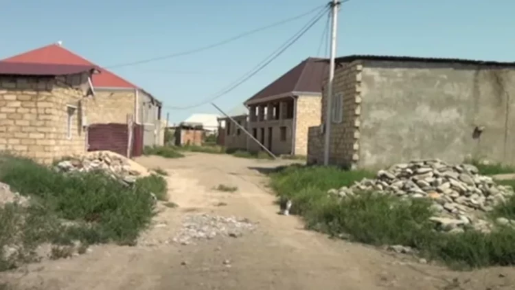 Keçmiş icra başçısı torpaqları bu yolla qanunsuz satıb... - İDDİA - VİDEO