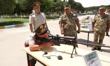 Baktıbek Bekbolotov Azərbaycanda komando hərbi hissəsində olub - FOTO
