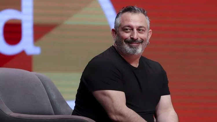 Cem Yılmaz 18 il əvvəl qəzaya uğrayan təyyarədən danışıbmış - VİDEO