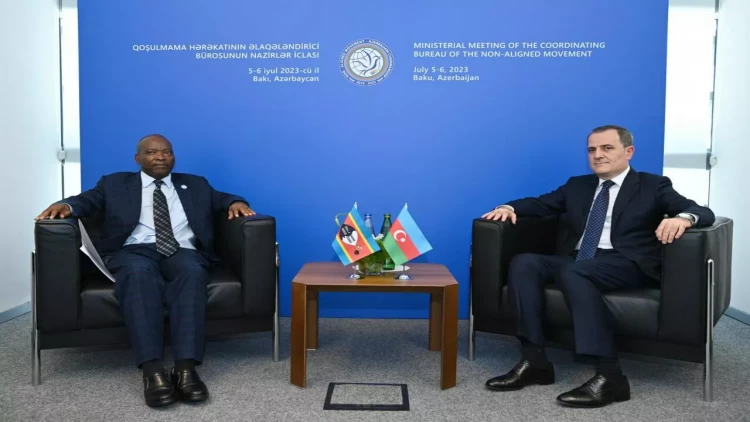 Ceyhun Bayramov esvatinili həmkarı ilə görüşüb - FOTO